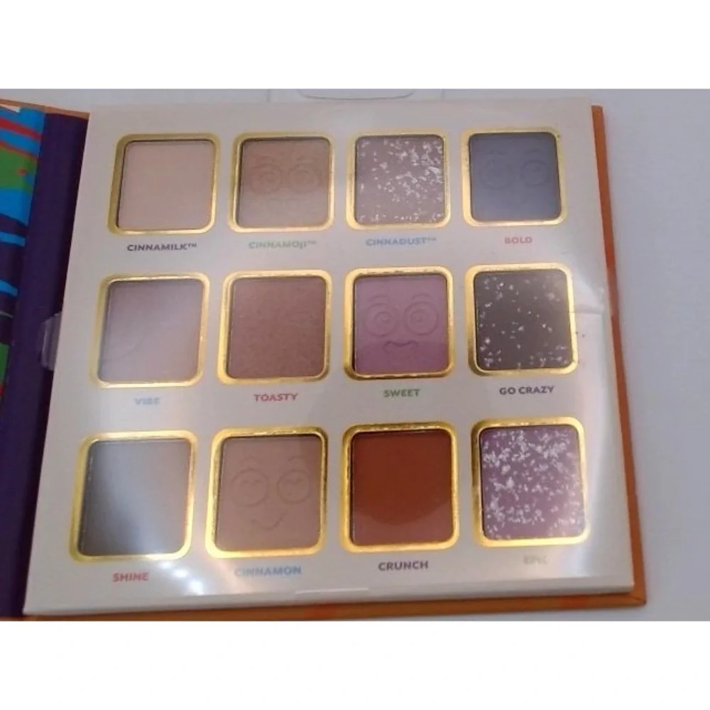 Taste Beauty - Cinnamon Toast Crunch 12 Color Eyeshadow Palette, BRAND NEW